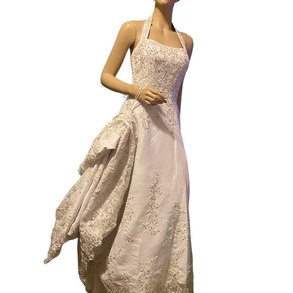 NWT Davids Bridal Michaelangelo White Halter A-Line Gown Beaded Lace Dress - Picture 4 of 11